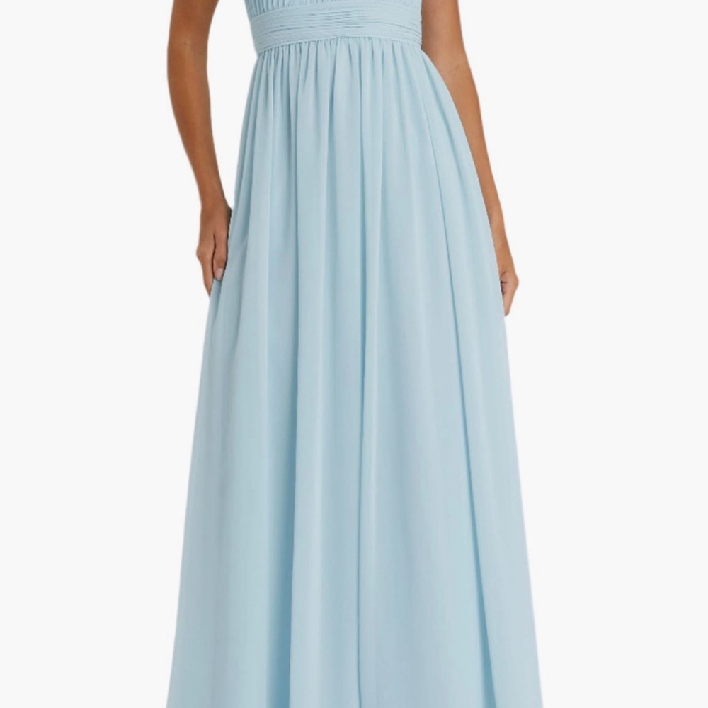 MAC DUGGAL HIGH NECK CHIFFON
GOWN Dress Powder Blue size 16. Worn once. - Picture 3 of 4